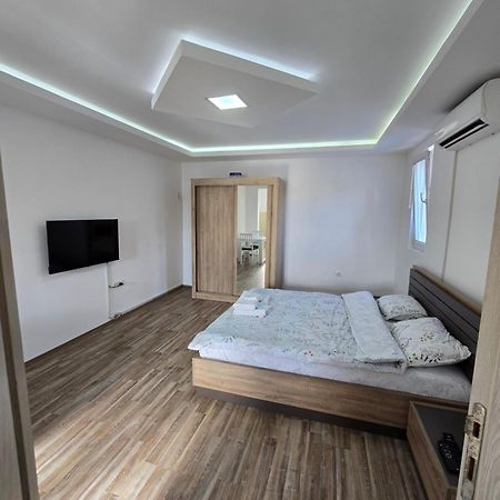 Apartman Tolosi Ποντγορίτσα Εξωτερικό φωτογραφία